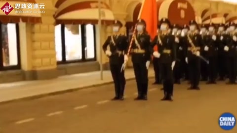 中國三軍儀仗隊用俄語高唱《<em>喀秋莎</em>》 整裝亮相莫斯科紅場