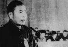 全國(guó)勞動(dòng)模范，掏糞工人—時(shí)傳祥