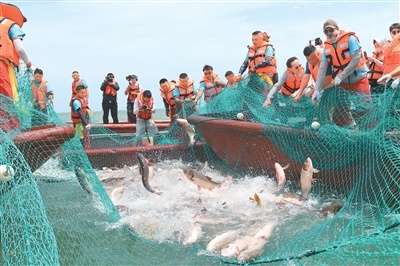 新疆：“<em>水產</em>大省”養成記1